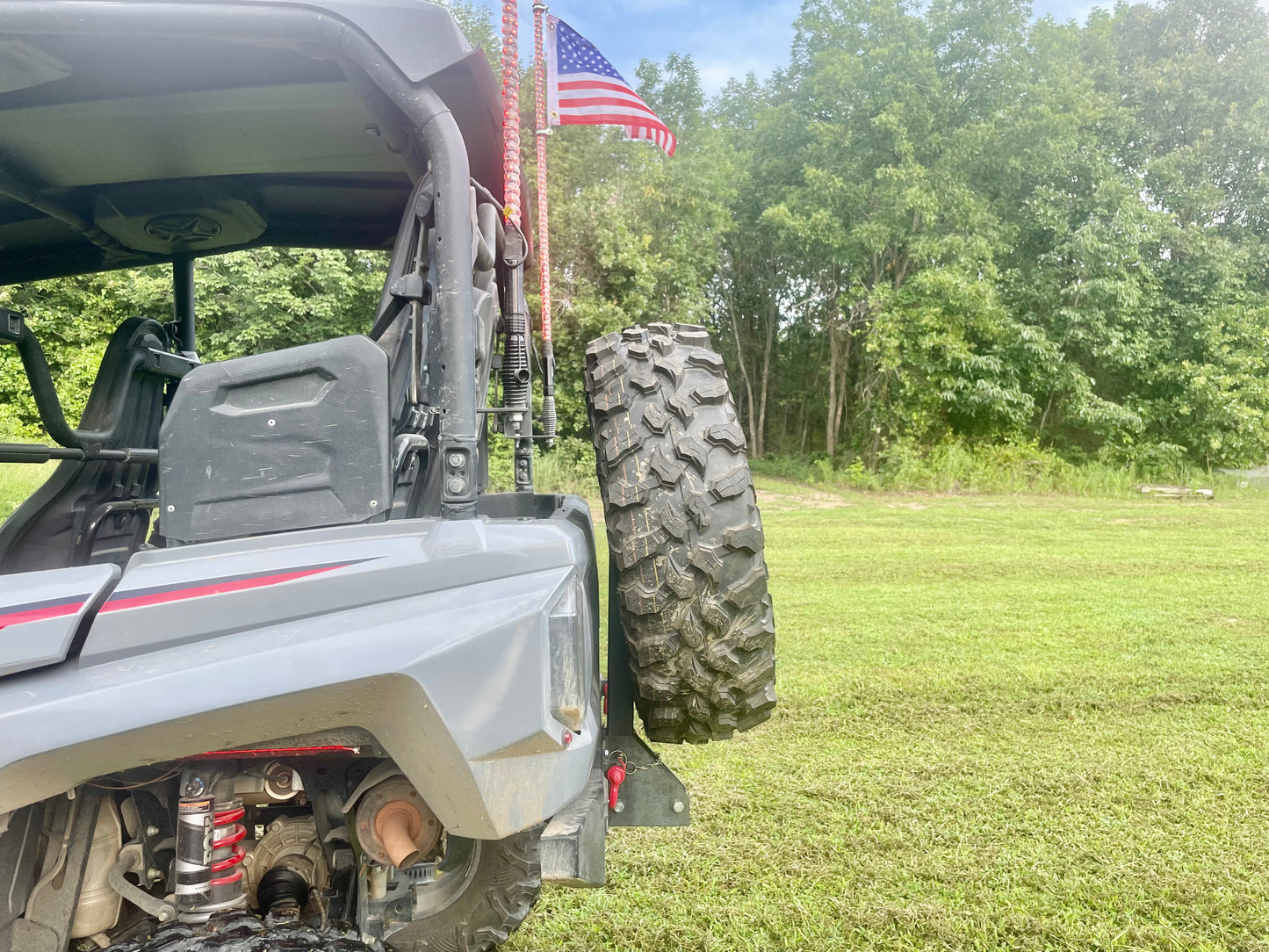 Spare tire carrier